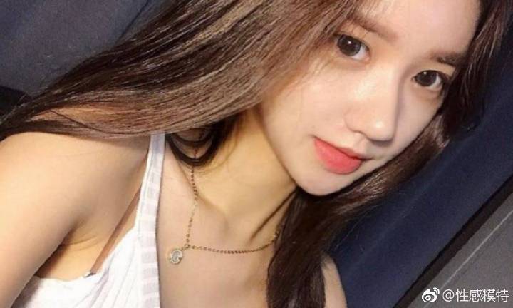 【活力中国调研行】“刚柔并济”的碳纤维：女士单手“提车”显示硬核科技